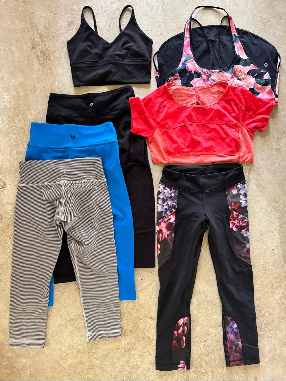 lululemon Set of Mixed Activewear in Size 4